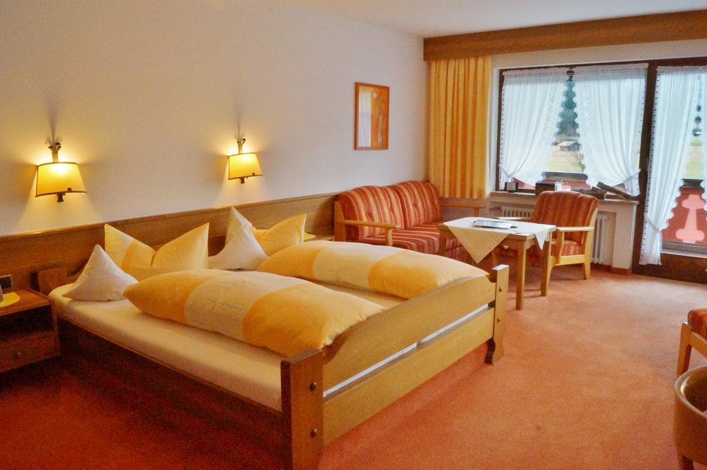 Ferienhotel Barmsee 크룬 객실 사진